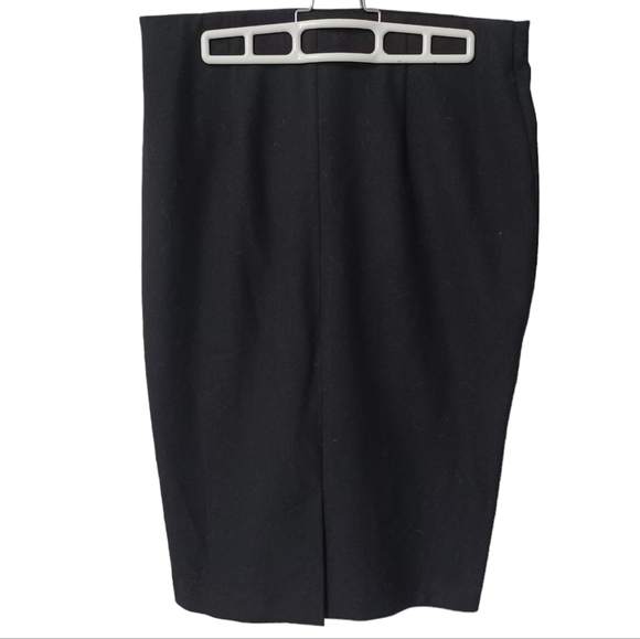 LE CHATEAU black pencil skirt - Picture 2 of 5